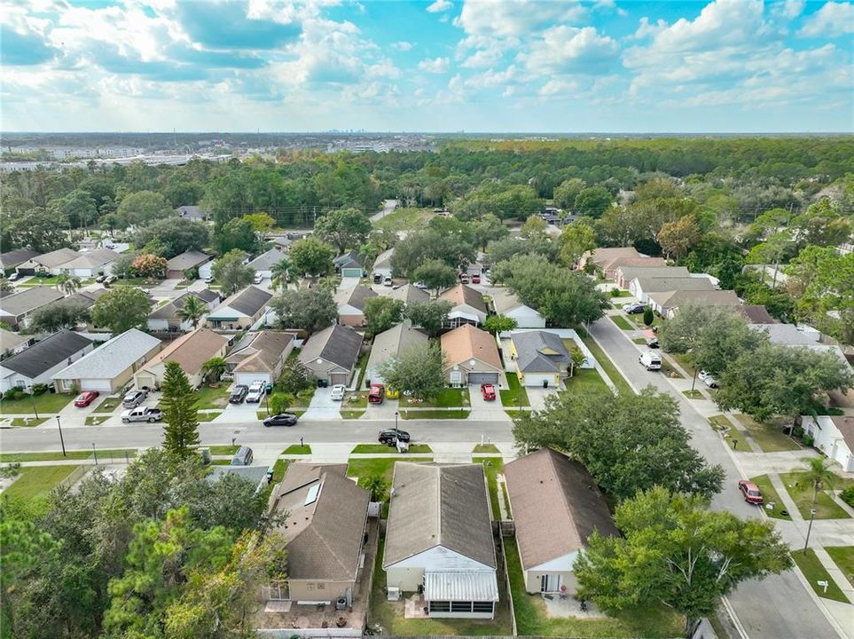 На продажу: $329,999 (3 спален, 2 ванн, 1303 Квадратных фут)