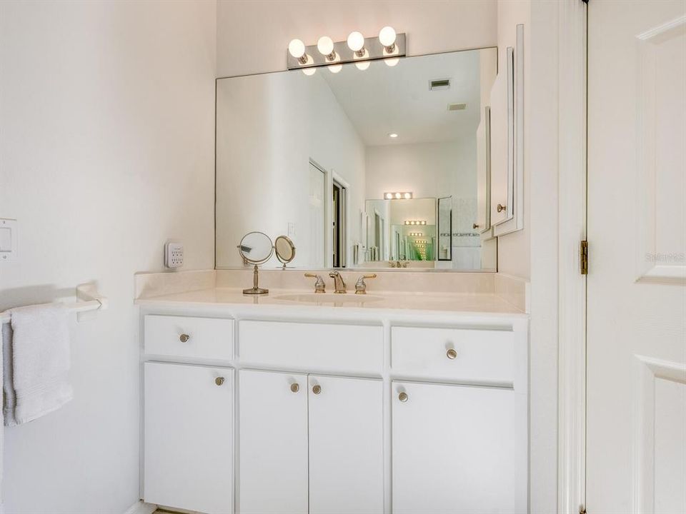 For Sale: $697,000 (3 beds, 2 baths, 2478 Square Feet)