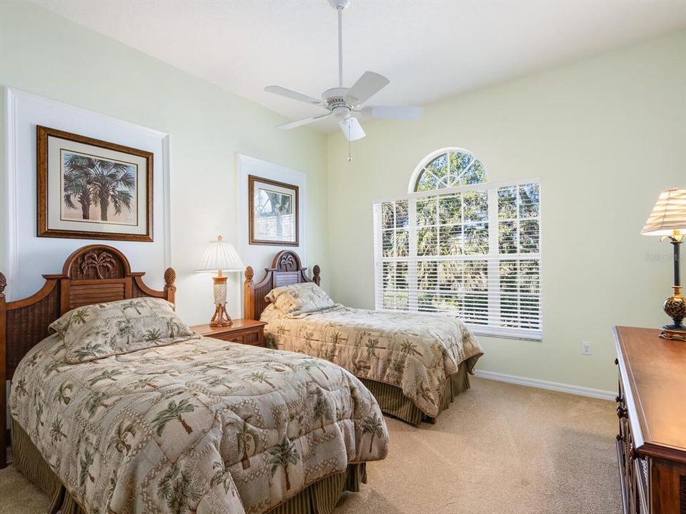 For Sale: $697,000 (3 beds, 2 baths, 2478 Square Feet)