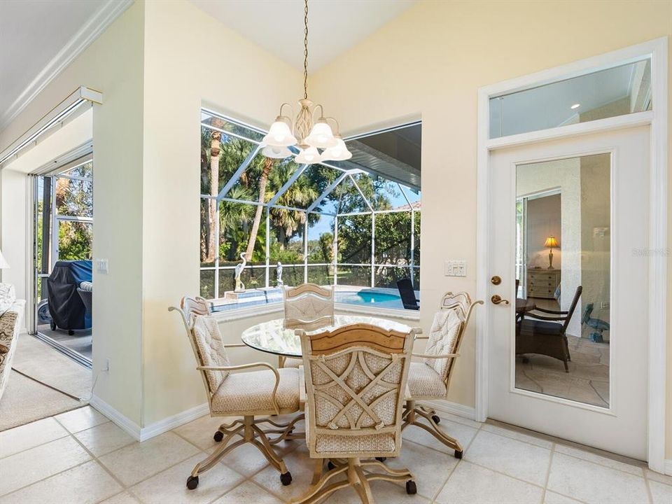 For Sale: $697,000 (3 beds, 2 baths, 2478 Square Feet)