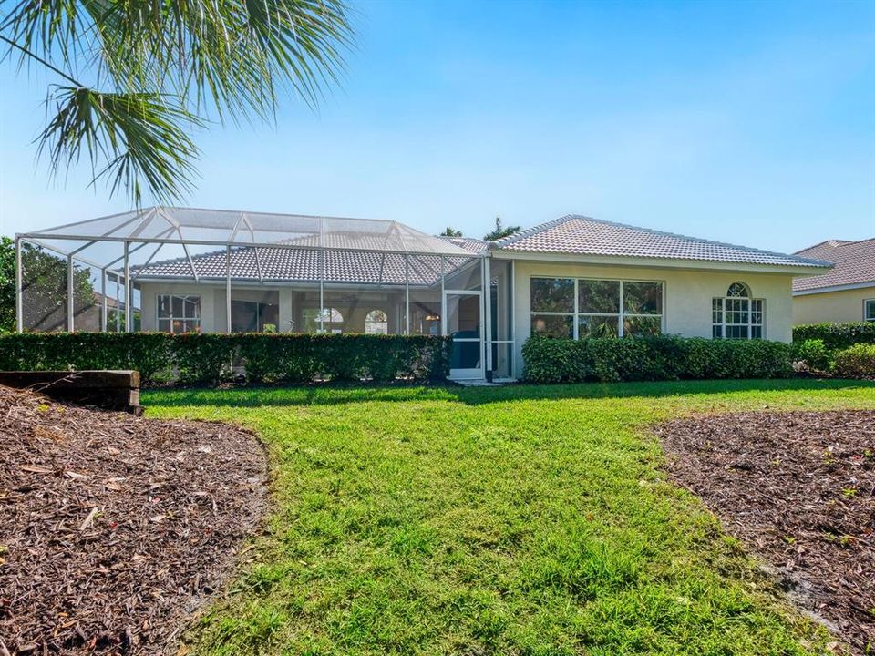 For Sale: $697,000 (3 beds, 2 baths, 2478 Square Feet)