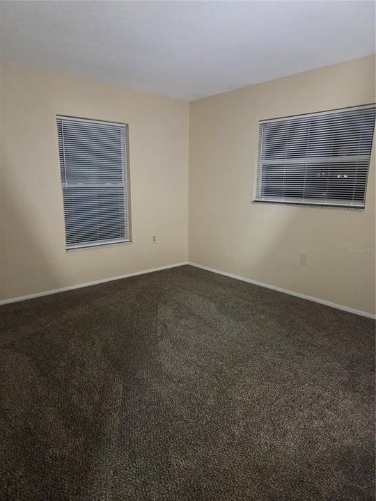 待售: $239,999 (2 贝兹, 1 浴室, 846 平方英尺)