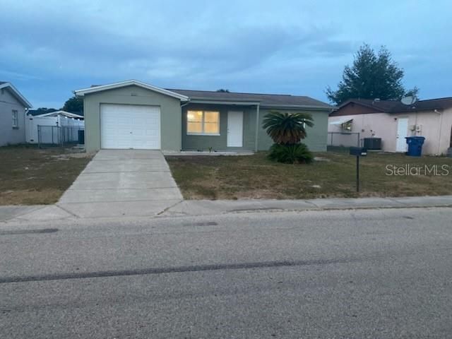 待售: $239,999 (2 贝兹, 1 浴室, 846 平方英尺)