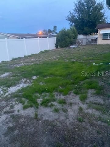 待售: $239,999 (2 贝兹, 1 浴室, 846 平方英尺)