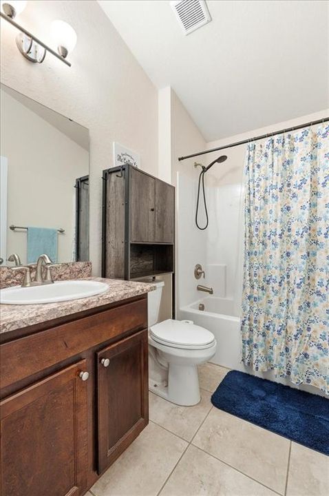 待售: $314,900 (4 贝兹, 2 浴室, 1860 平方英尺)