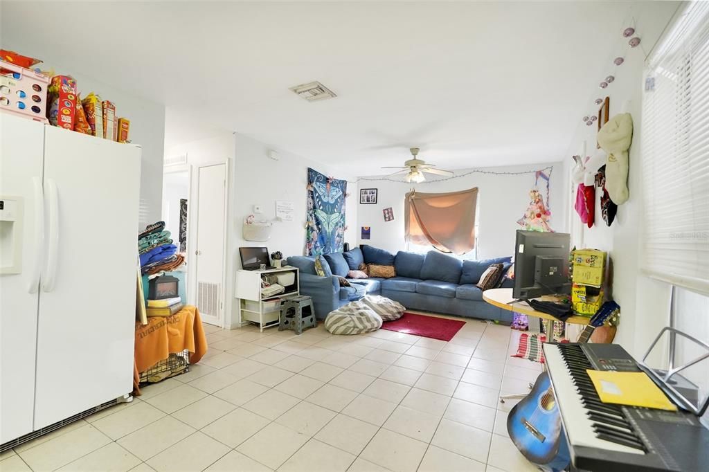 For Sale: $360,000 (5 beds, 3 baths, 2003 Square Feet)