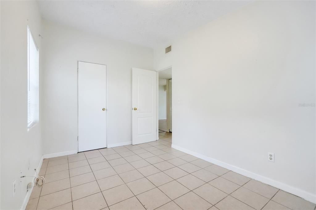 For Sale: $360,000 (5 beds, 3 baths, 2003 Square Feet)