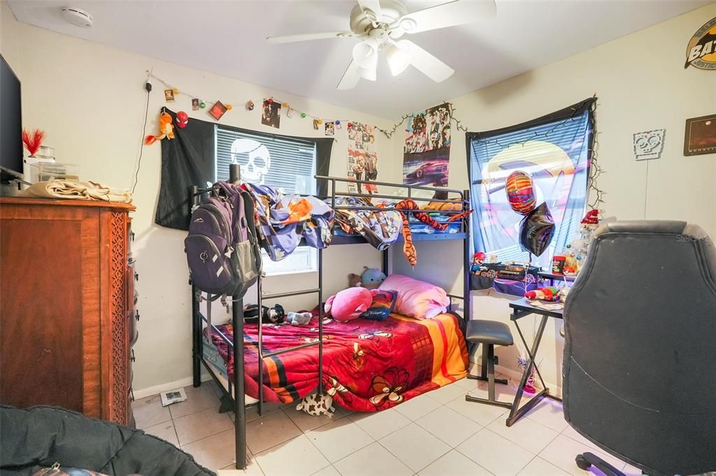 For Sale: $360,000 (5 beds, 3 baths, 2003 Square Feet)