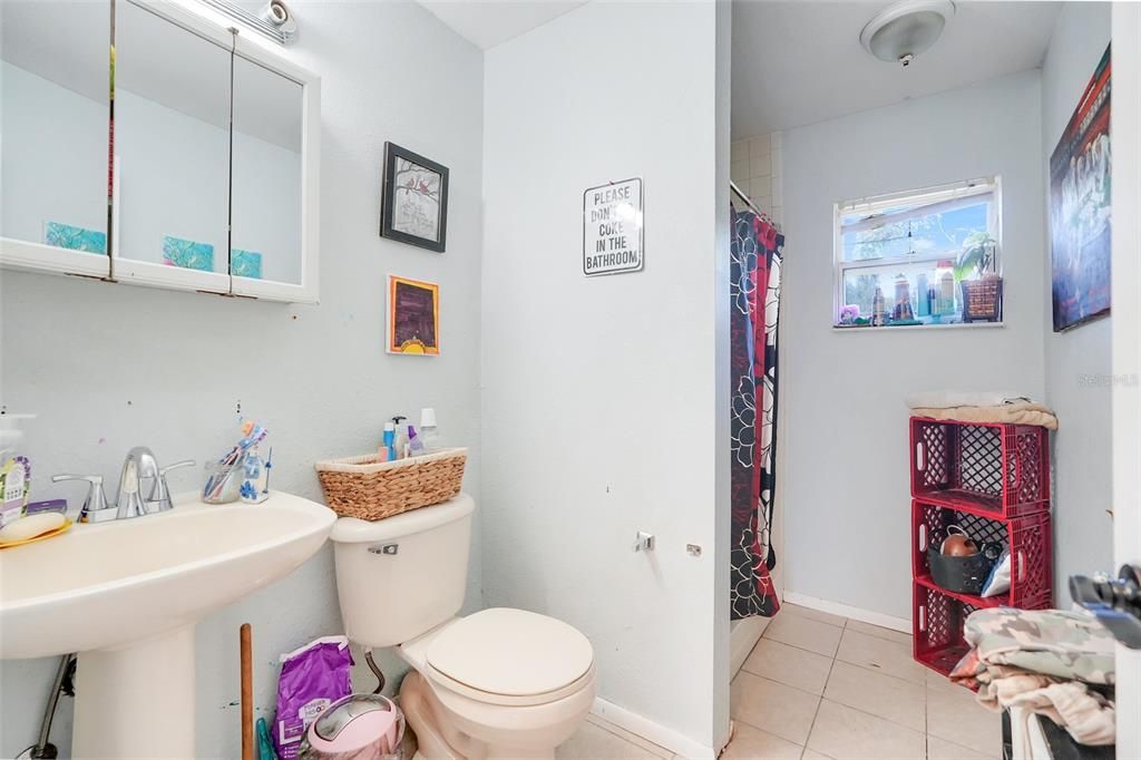 For Sale: $360,000 (5 beds, 3 baths, 2003 Square Feet)