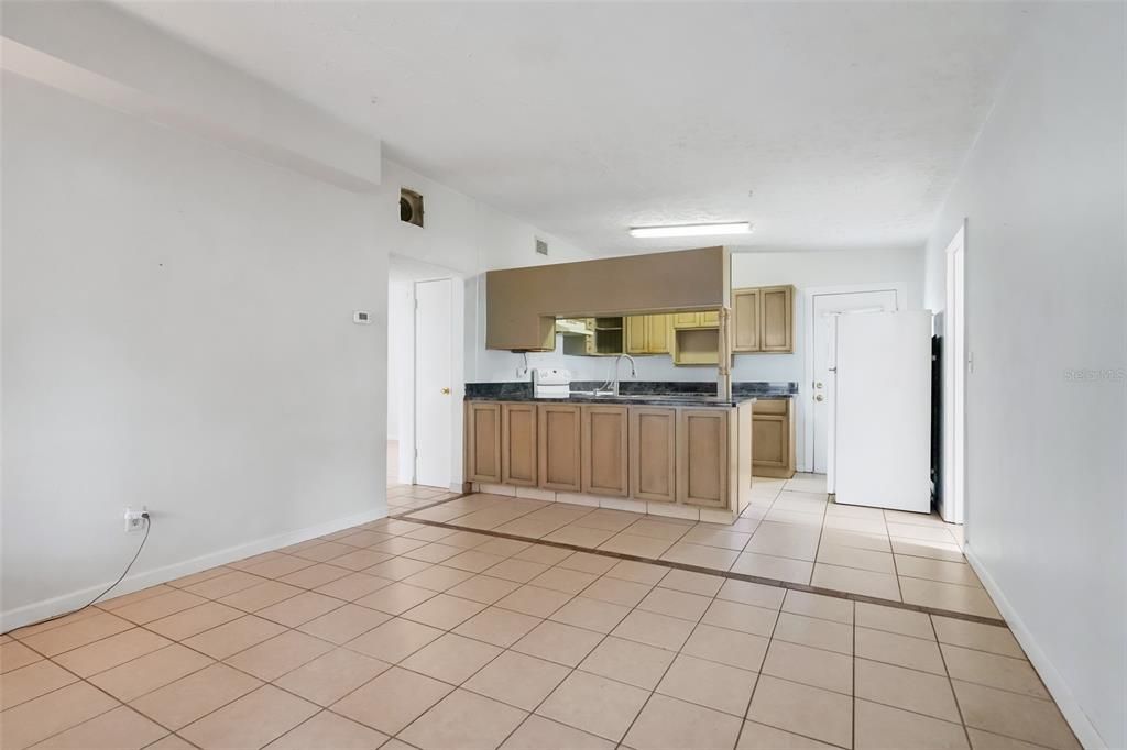 For Sale: $360,000 (5 beds, 3 baths, 2003 Square Feet)