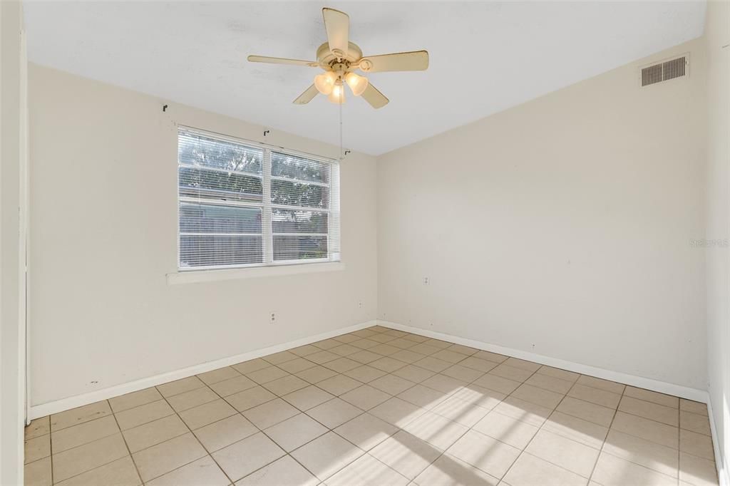 For Sale: $360,000 (5 beds, 3 baths, 2003 Square Feet)