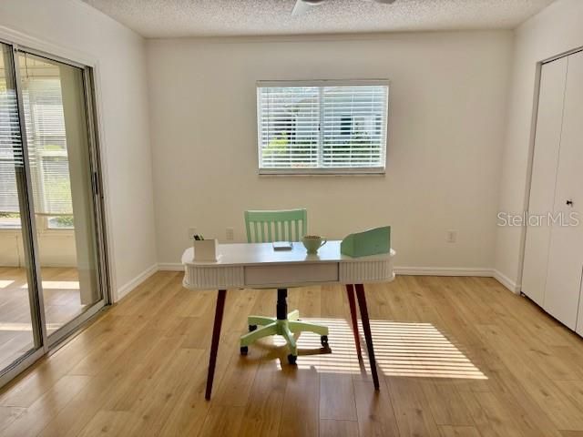 待售: $289,900 (3 贝兹, 2 浴室, 2026 平方英尺)