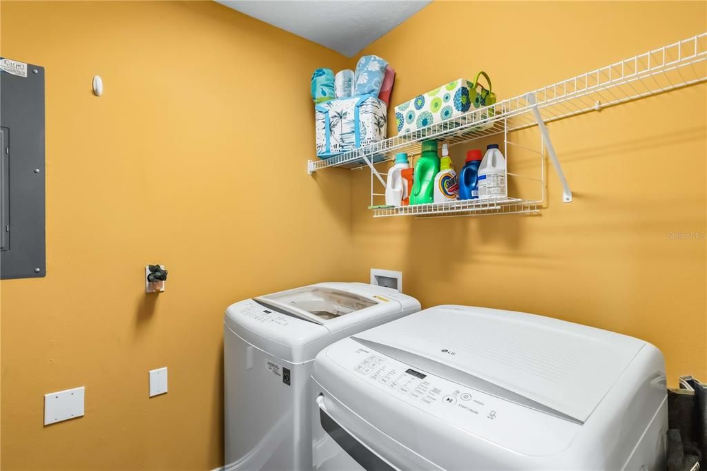 En Venta: $275,000 (3 camas, 2 baños, 1855 Pies cuadrados)