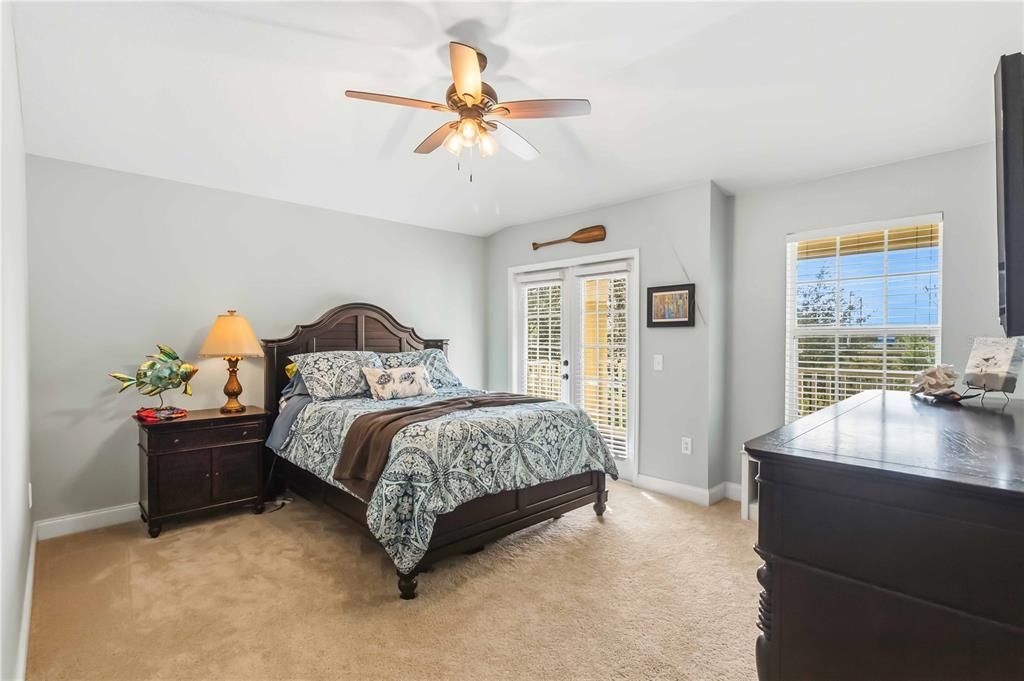 En Venta: $275,000 (3 camas, 2 baños, 1855 Pies cuadrados)