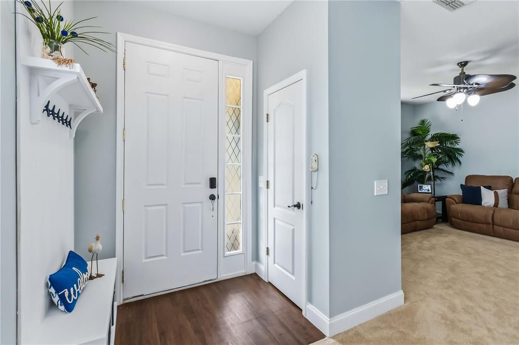 En Venta: $275,000 (3 camas, 2 baños, 1855 Pies cuadrados)