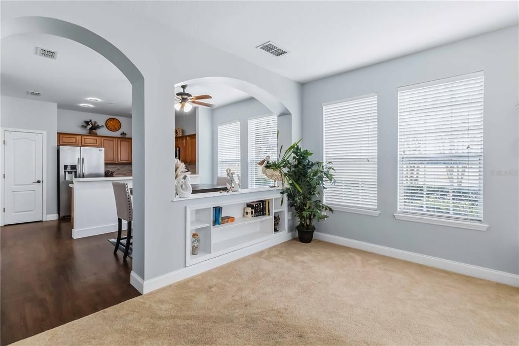 En Venta: $275,000 (3 camas, 2 baños, 1855 Pies cuadrados)