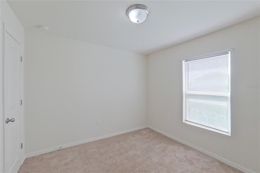 В аренду: $1,685 (4 спален, 2 ванн, 1400 Квадратных фут)