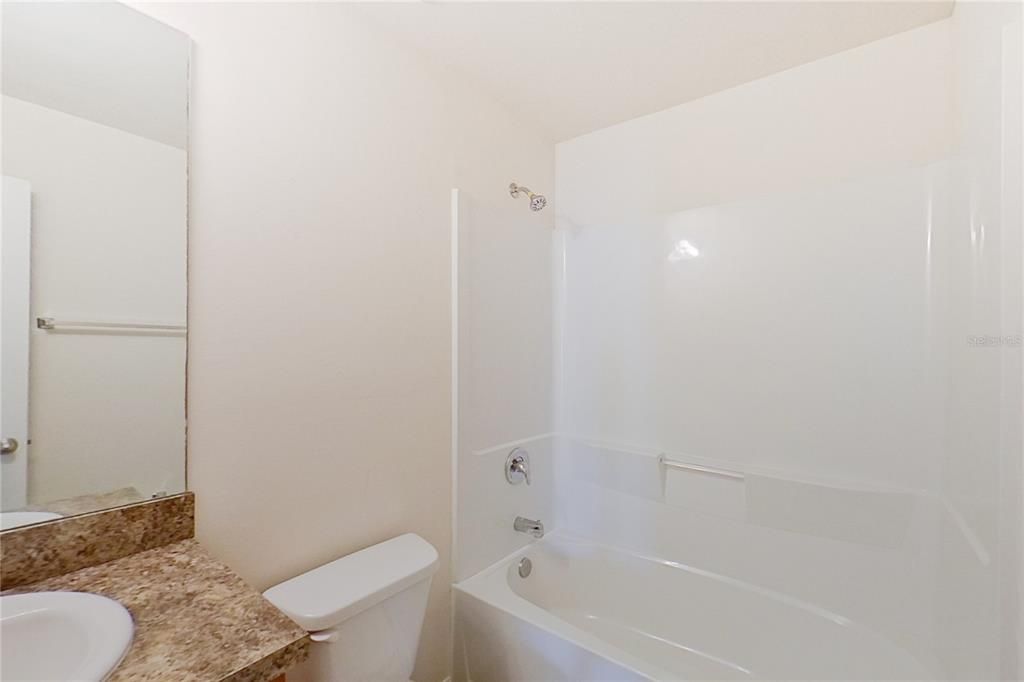 В аренду: $1,685 (4 спален, 2 ванн, 1400 Квадратных фут)