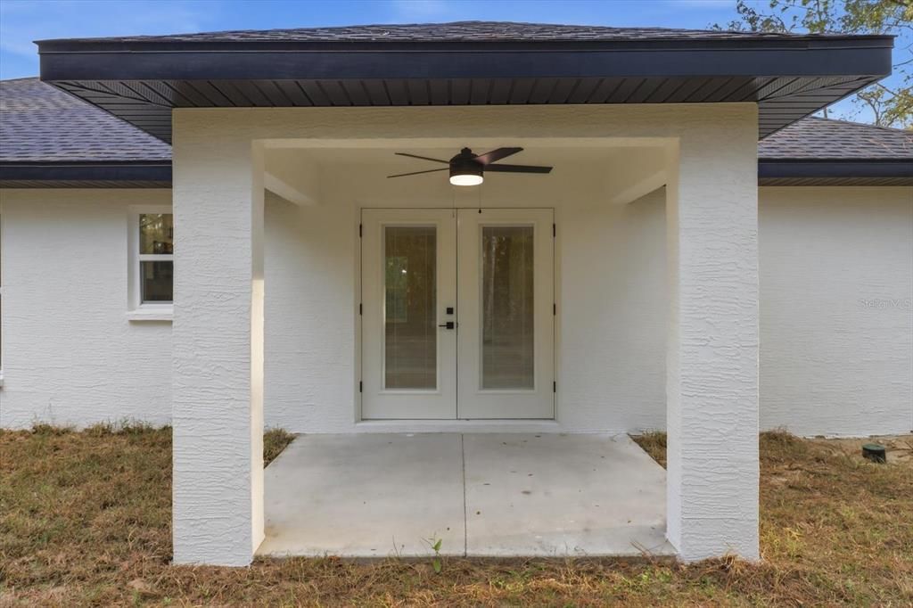 待售: $299,900 (3 贝兹, 2 浴室, 1461 平方英尺)