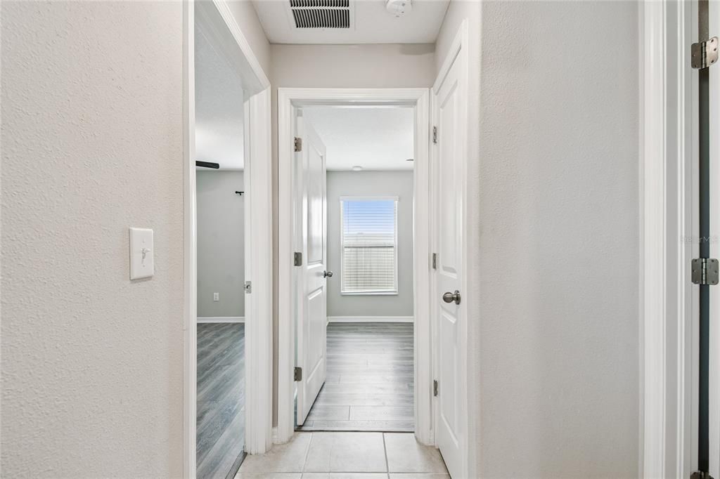 En Venta: $319,900 (3 camas, 2 baños, 1451 Pies cuadrados)