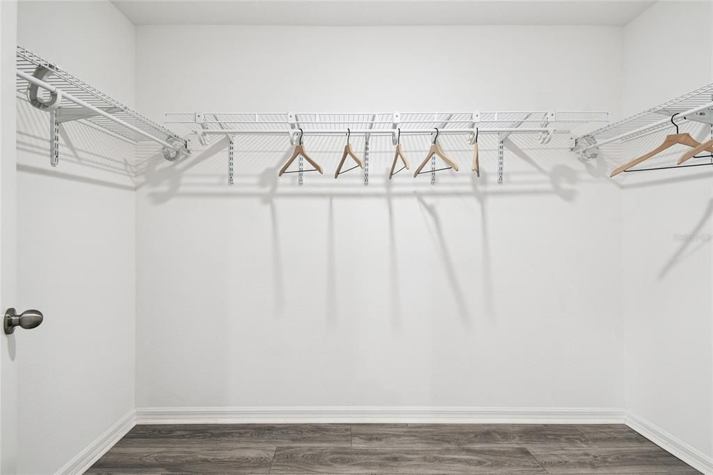 En Venta: $319,900 (3 camas, 2 baños, 1451 Pies cuadrados)