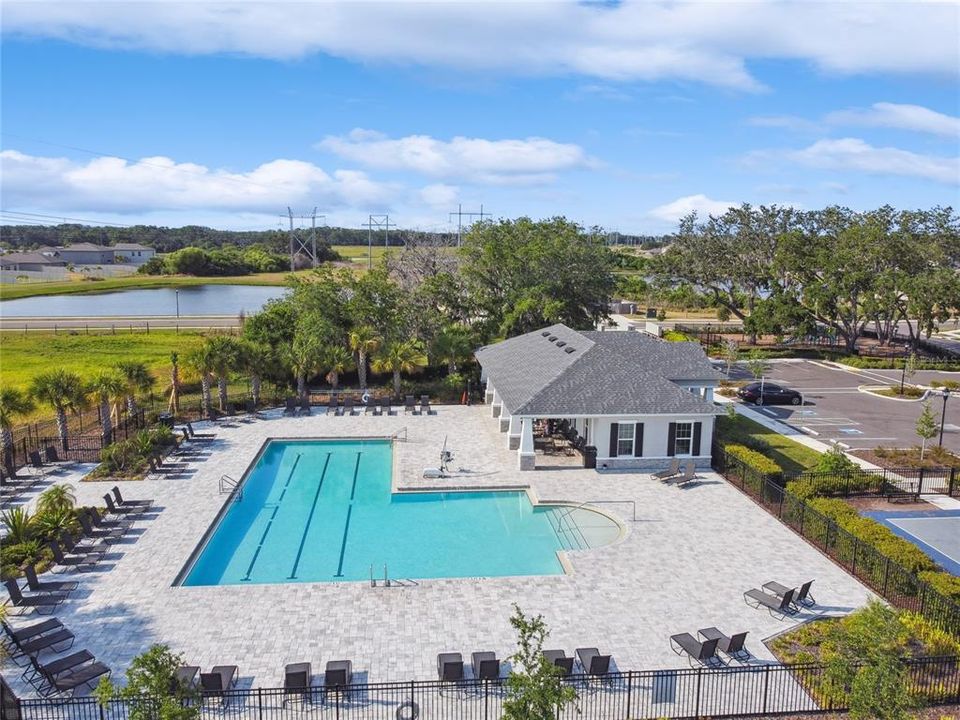 En Venta: $319,900 (3 camas, 2 baños, 1451 Pies cuadrados)