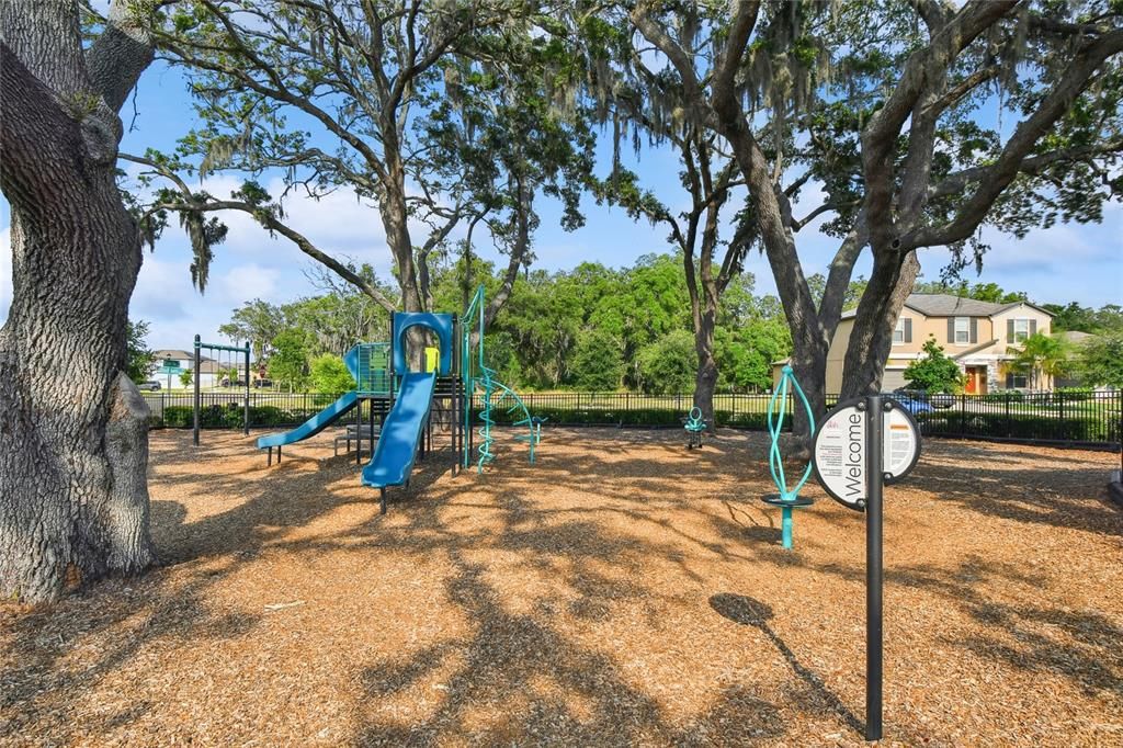 En Venta: $319,900 (3 camas, 2 baños, 1451 Pies cuadrados)