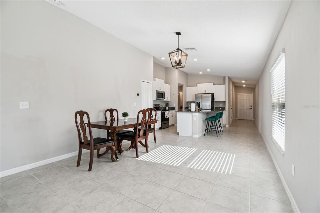 En Venta: $319,900 (3 camas, 2 baños, 1451 Pies cuadrados)