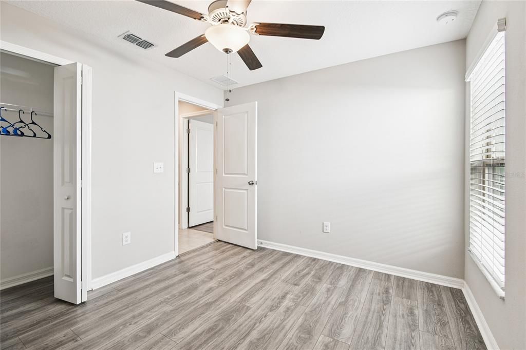 En Venta: $319,900 (3 camas, 2 baños, 1451 Pies cuadrados)