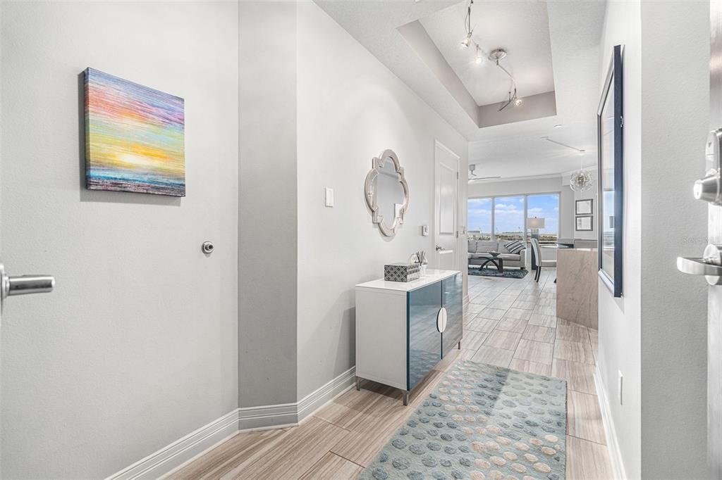 For Sale: $879,000 (2 beds, 2 baths, 1571 Square Feet)