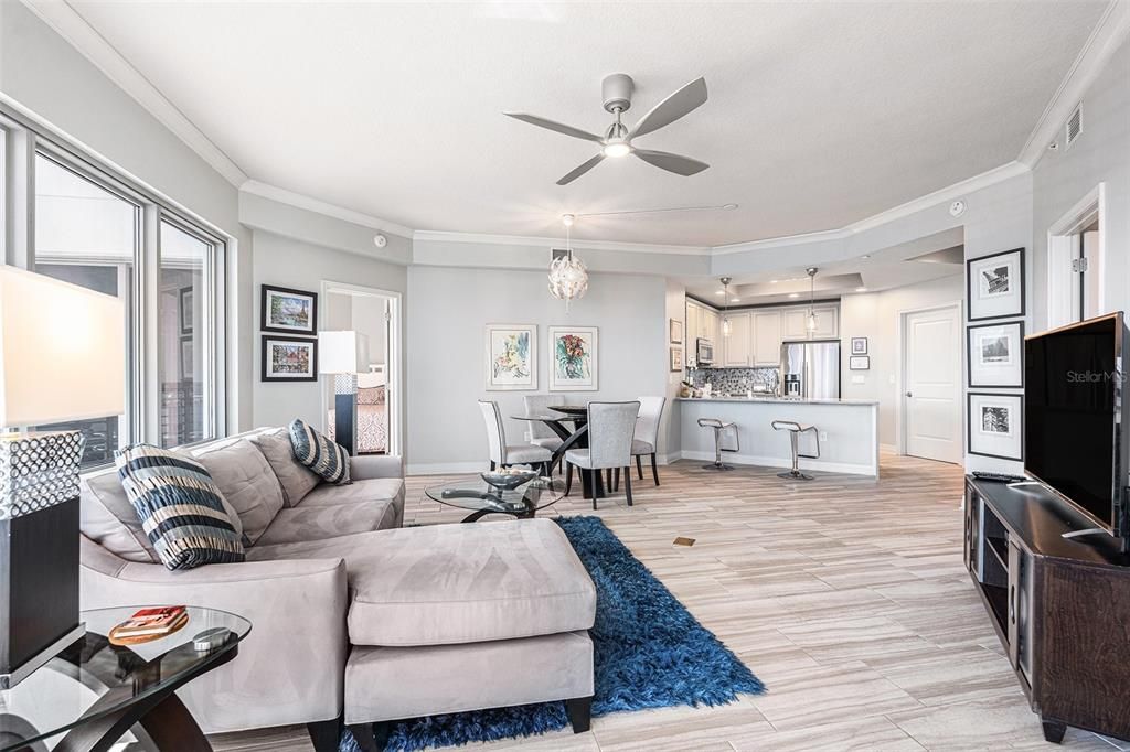 For Sale: $879,000 (2 beds, 2 baths, 1571 Square Feet)