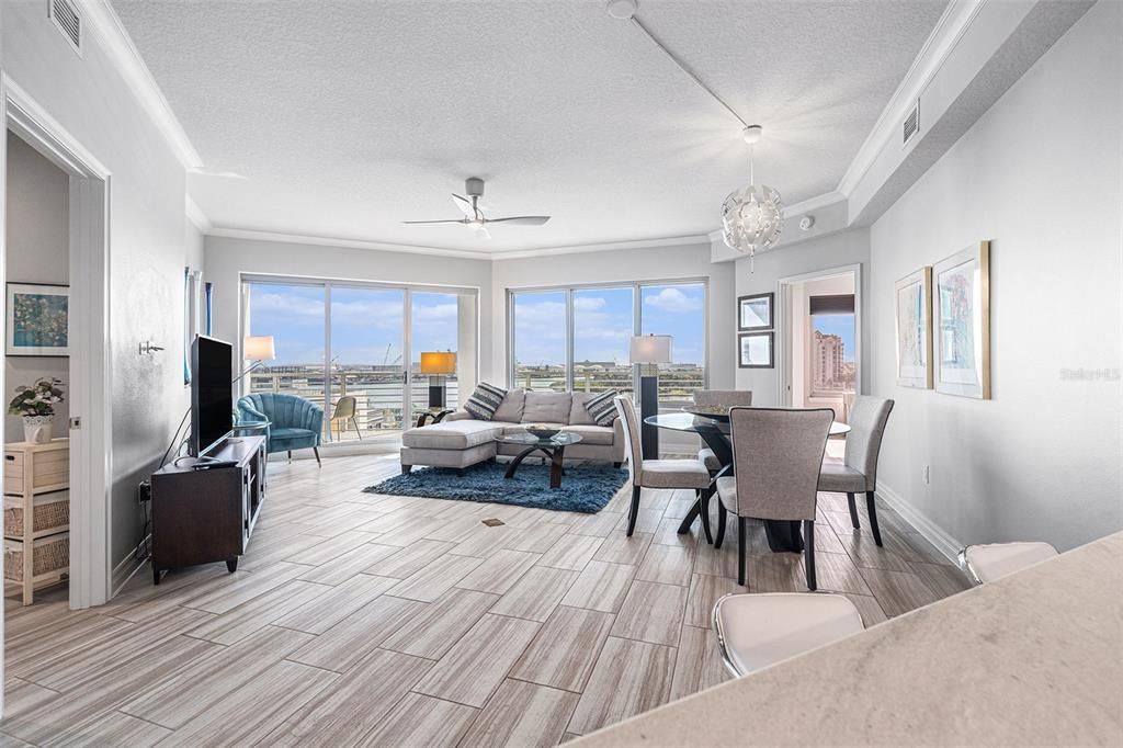 For Sale: $879,000 (2 beds, 2 baths, 1571 Square Feet)