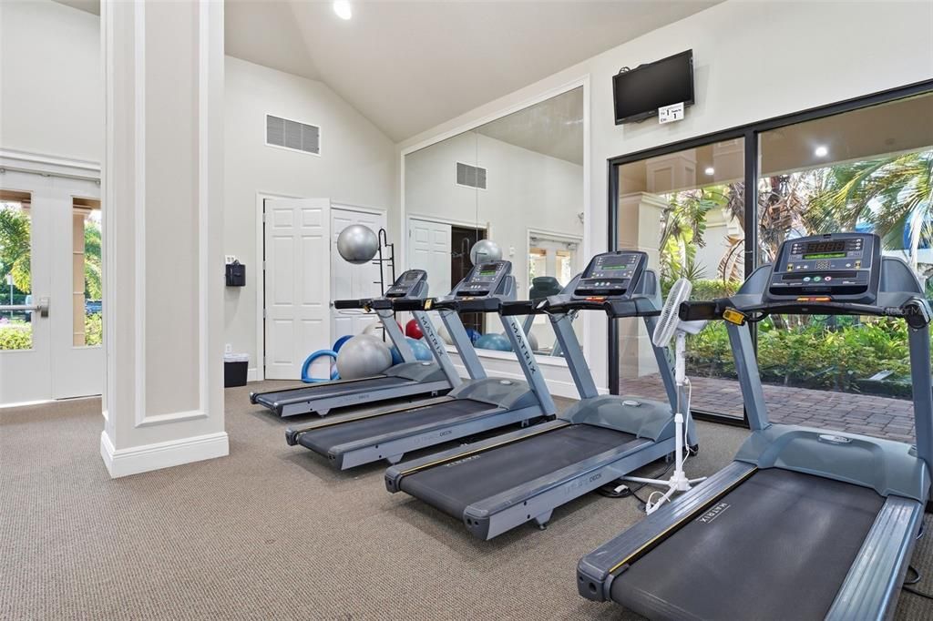 На продажу: $395,000 (2 спален, 2 ванн, 1698 Квадратных фут)