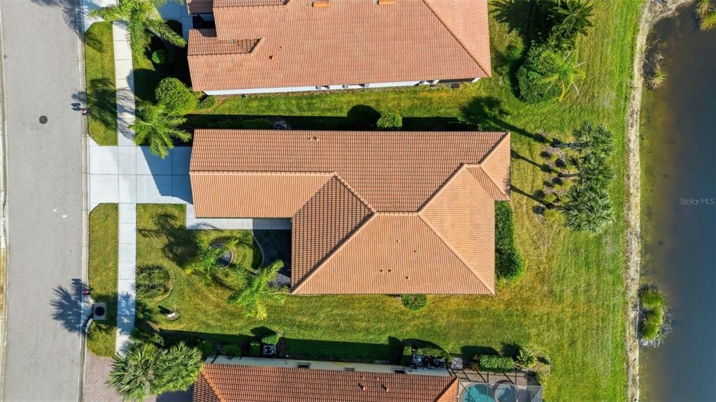 На продажу: $395,000 (2 спален, 2 ванн, 1698 Квадратных фут)