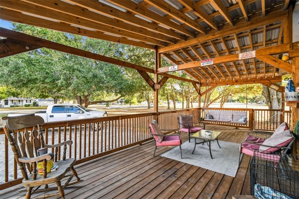 For Sale: $249,900 (2 beds, 2 baths, 1296 Square Feet)