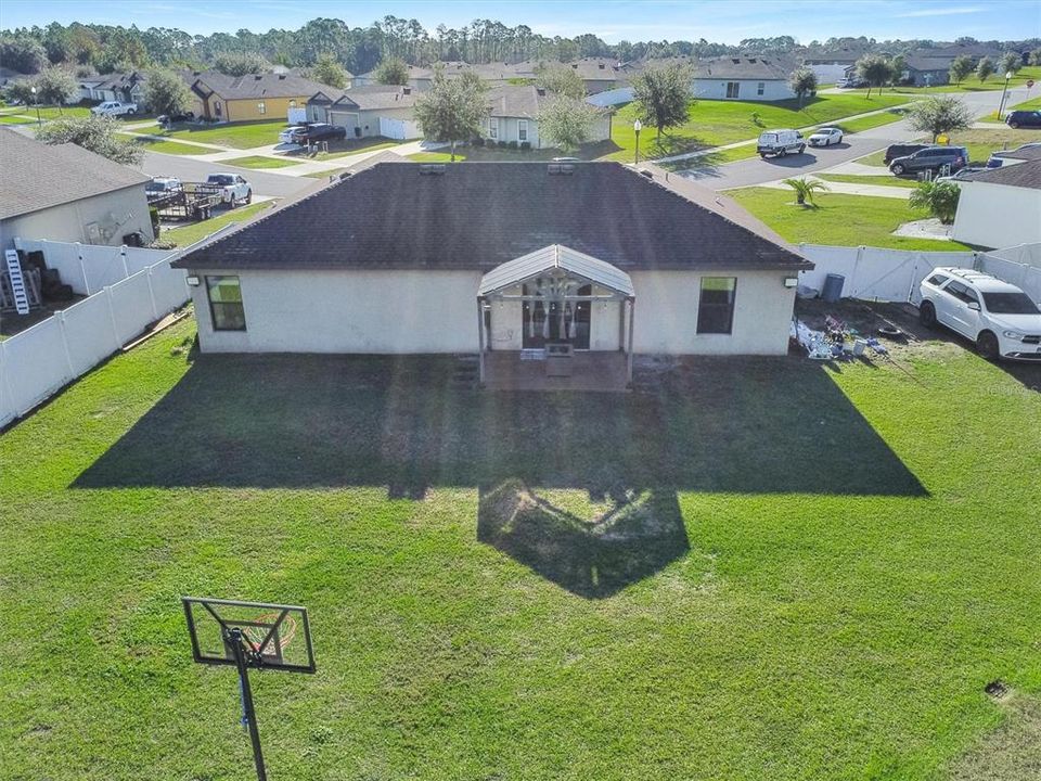 For Sale: $337,000 (3 beds, 2 baths, 1483 Square Feet)