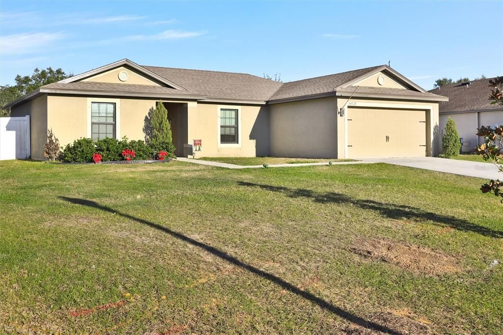 For Sale: $337,000 (3 beds, 2 baths, 1483 Square Feet)