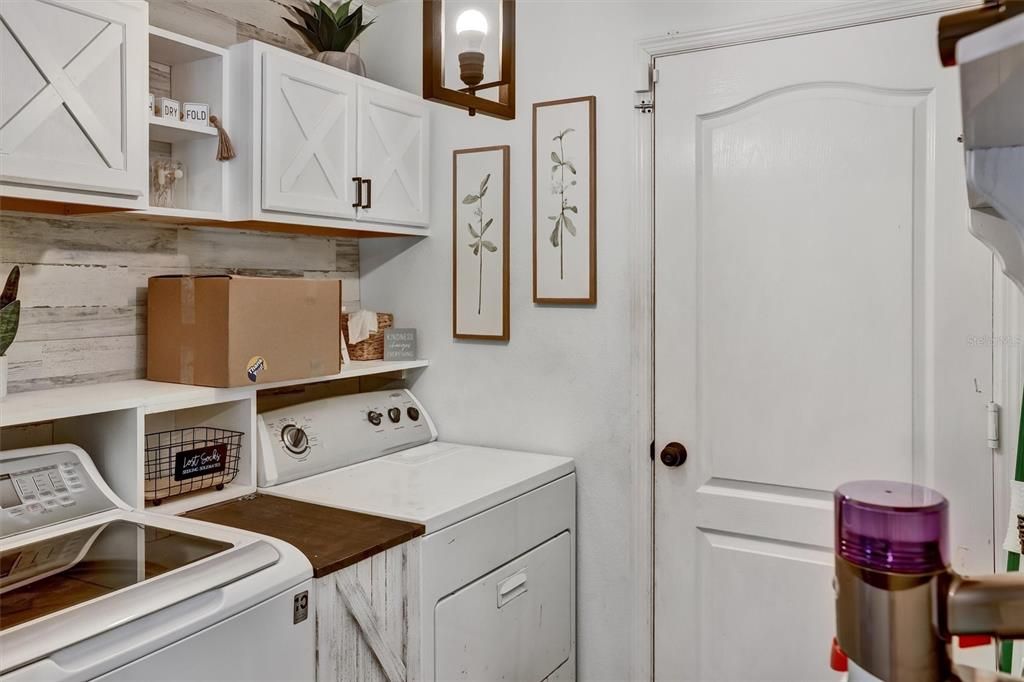 For Sale: $337,000 (3 beds, 2 baths, 1483 Square Feet)