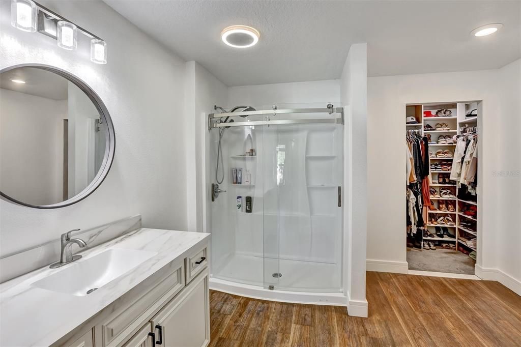 For Sale: $337,000 (3 beds, 2 baths, 1483 Square Feet)