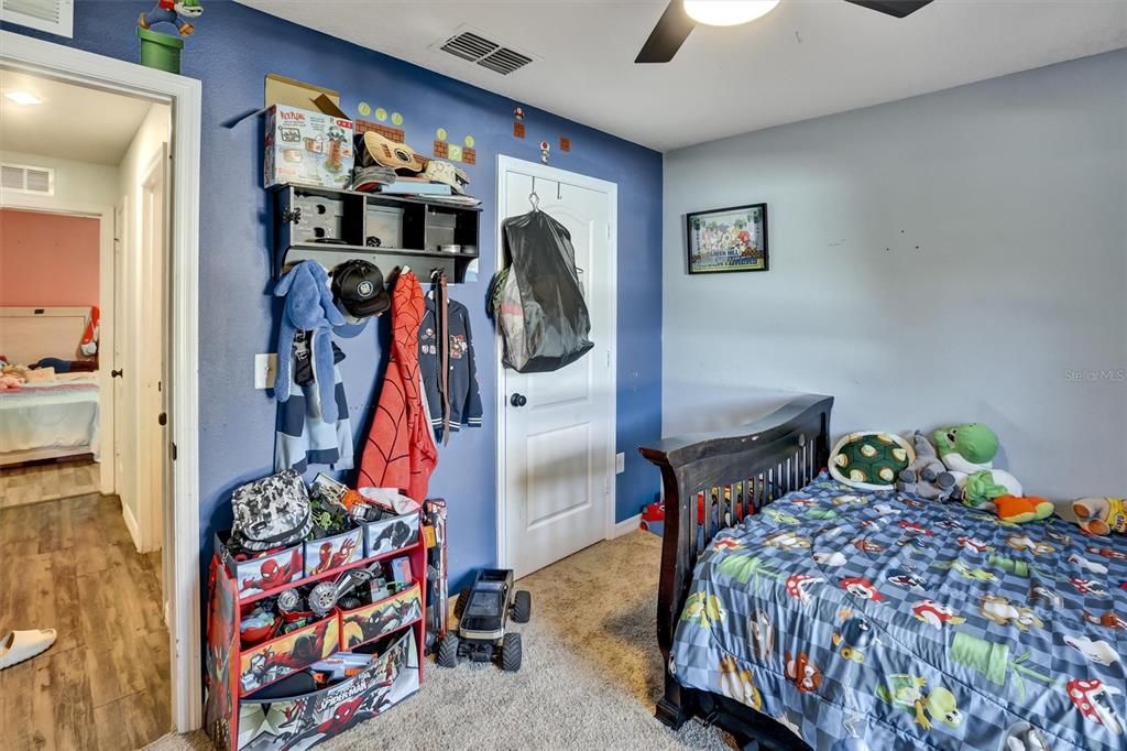 For Sale: $337,000 (3 beds, 2 baths, 1483 Square Feet)