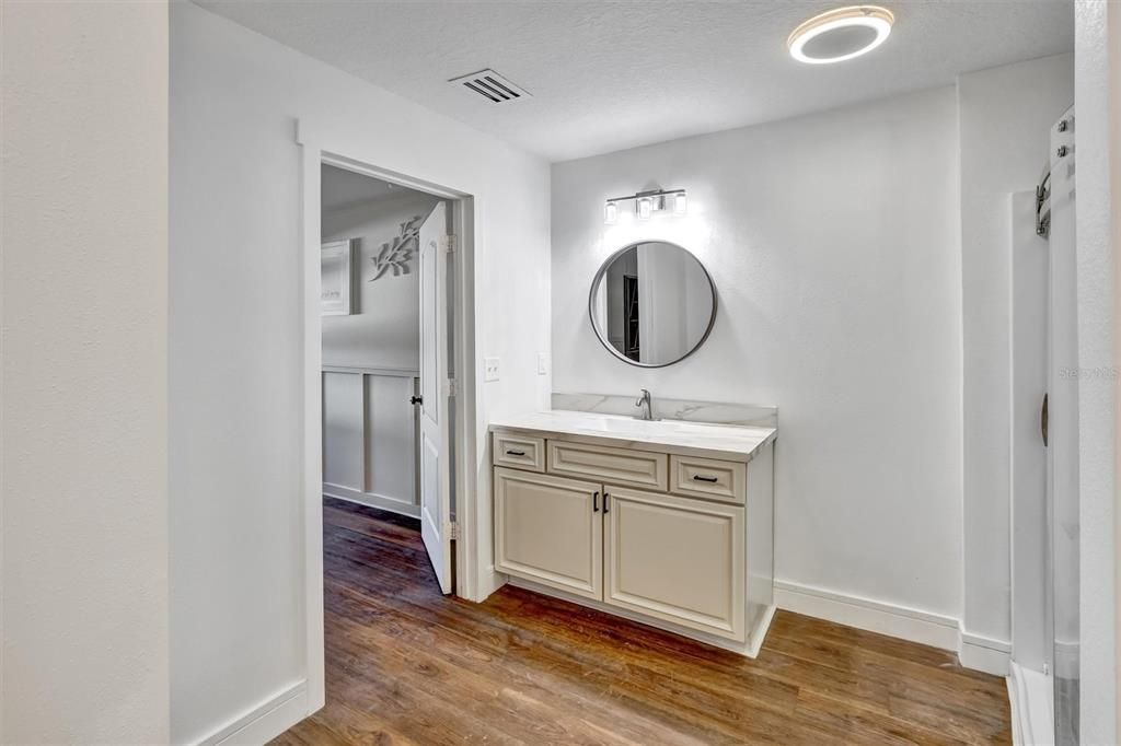 For Sale: $337,000 (3 beds, 2 baths, 1483 Square Feet)