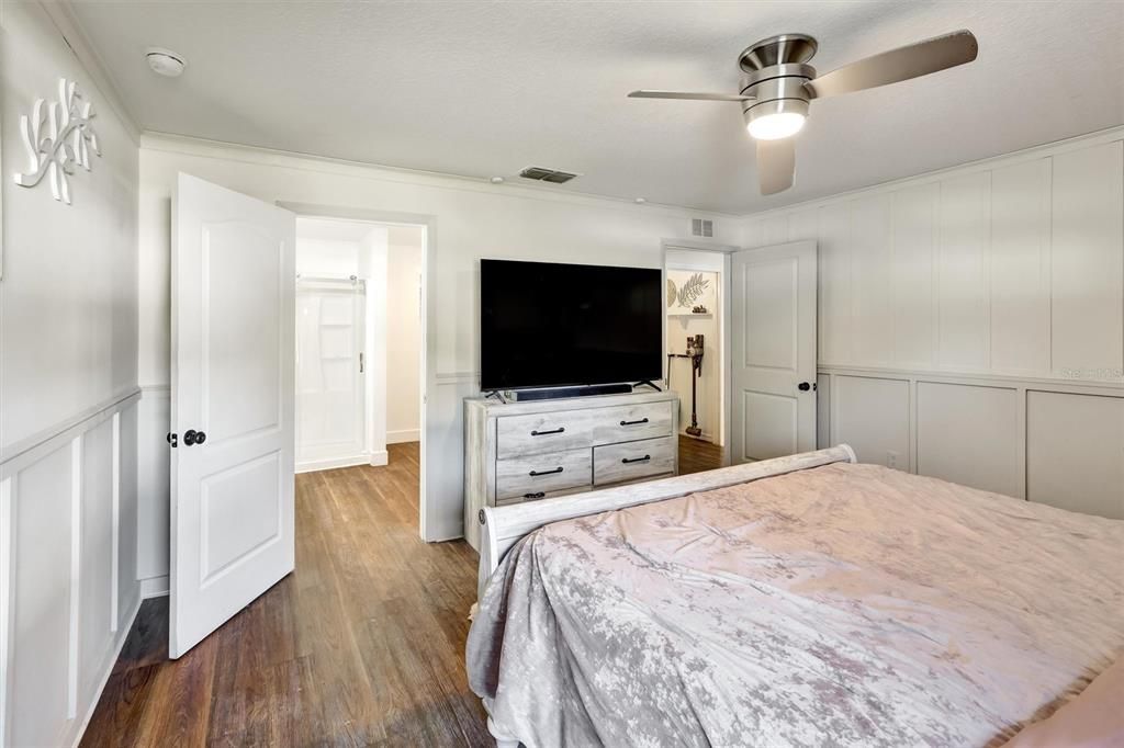 For Sale: $337,000 (3 beds, 2 baths, 1483 Square Feet)