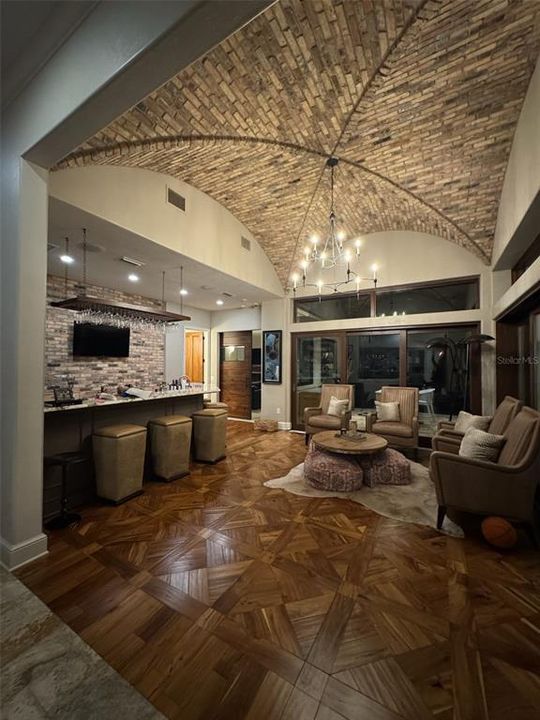 For Sale: $3,950,000 (5 beds, 6 baths, 9177 Square Feet)