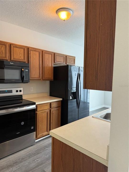 For Sale: $315,000 (3 beds, 2 baths, 1452 Square Feet)