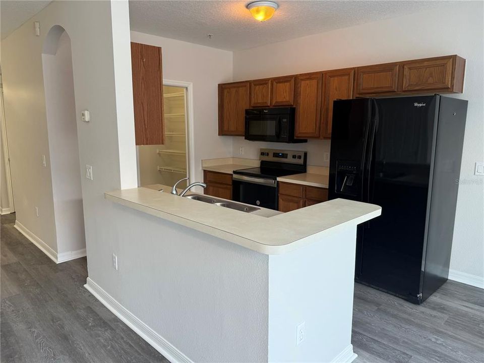 For Sale: $315,000 (3 beds, 2 baths, 1452 Square Feet)