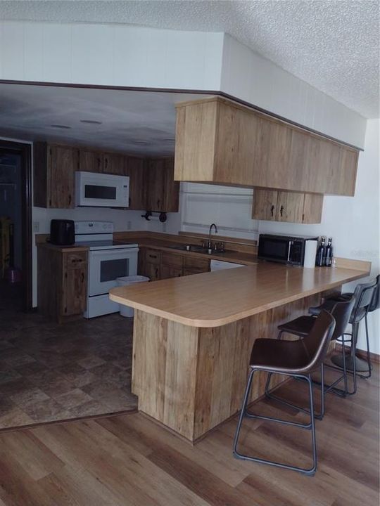 En Renta: $2,200 (3 camas, 2 baños, 1626 Pies cuadrados)