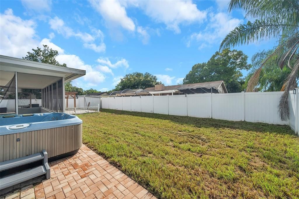 For Rent: $3,350 (4 beds, 2 baths, 1734 Square Feet)