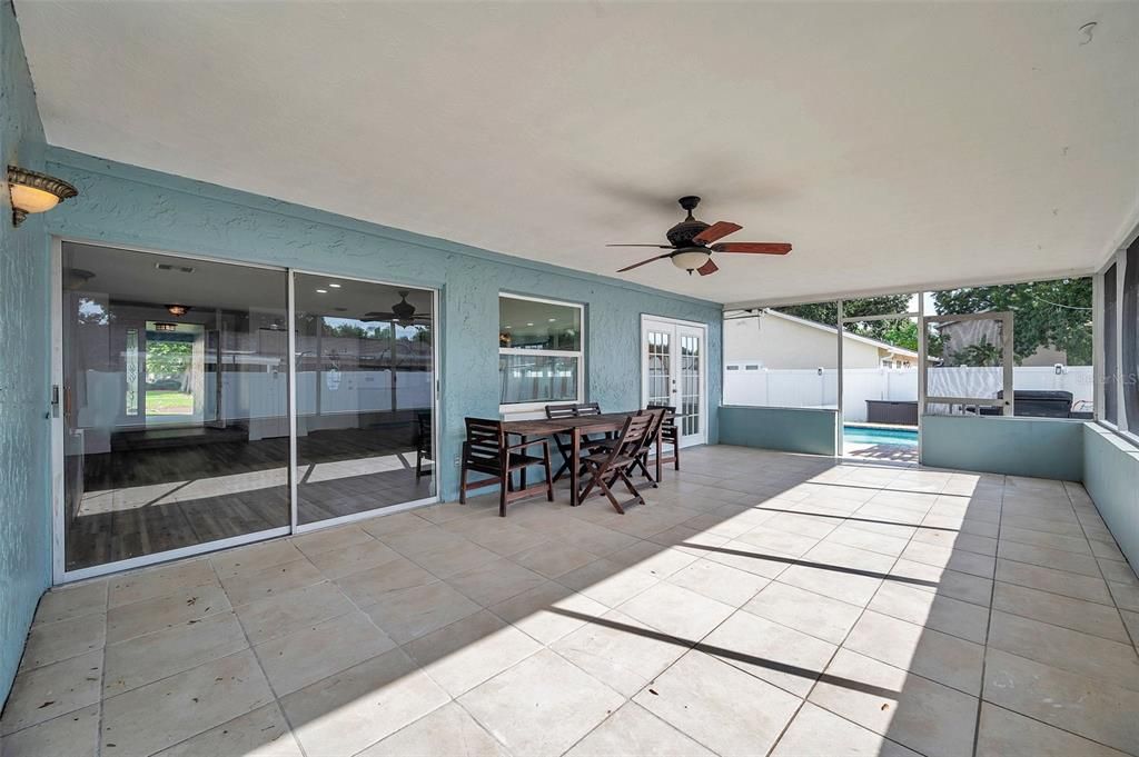 For Rent: $3,350 (4 beds, 2 baths, 1734 Square Feet)