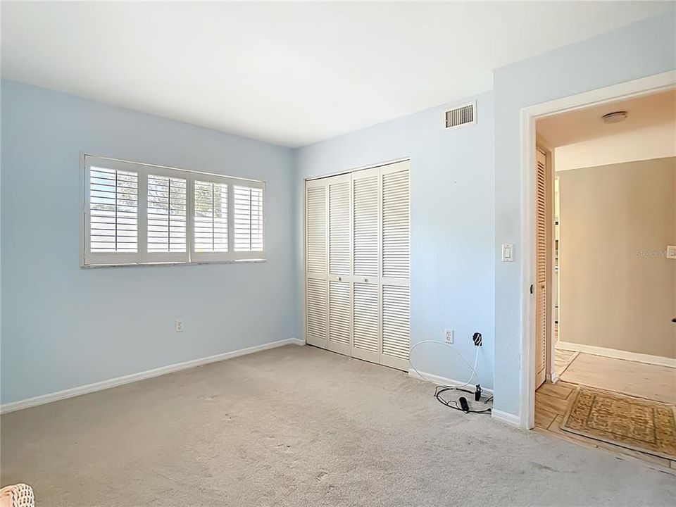 待售: $210,000 (2 贝兹, 2 浴室, 1016 平方英尺)