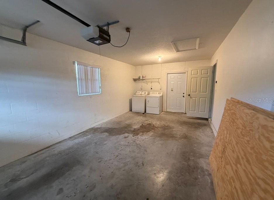 出租: $2,195 (3 贝兹, 2 浴室, 1092 平方英尺)